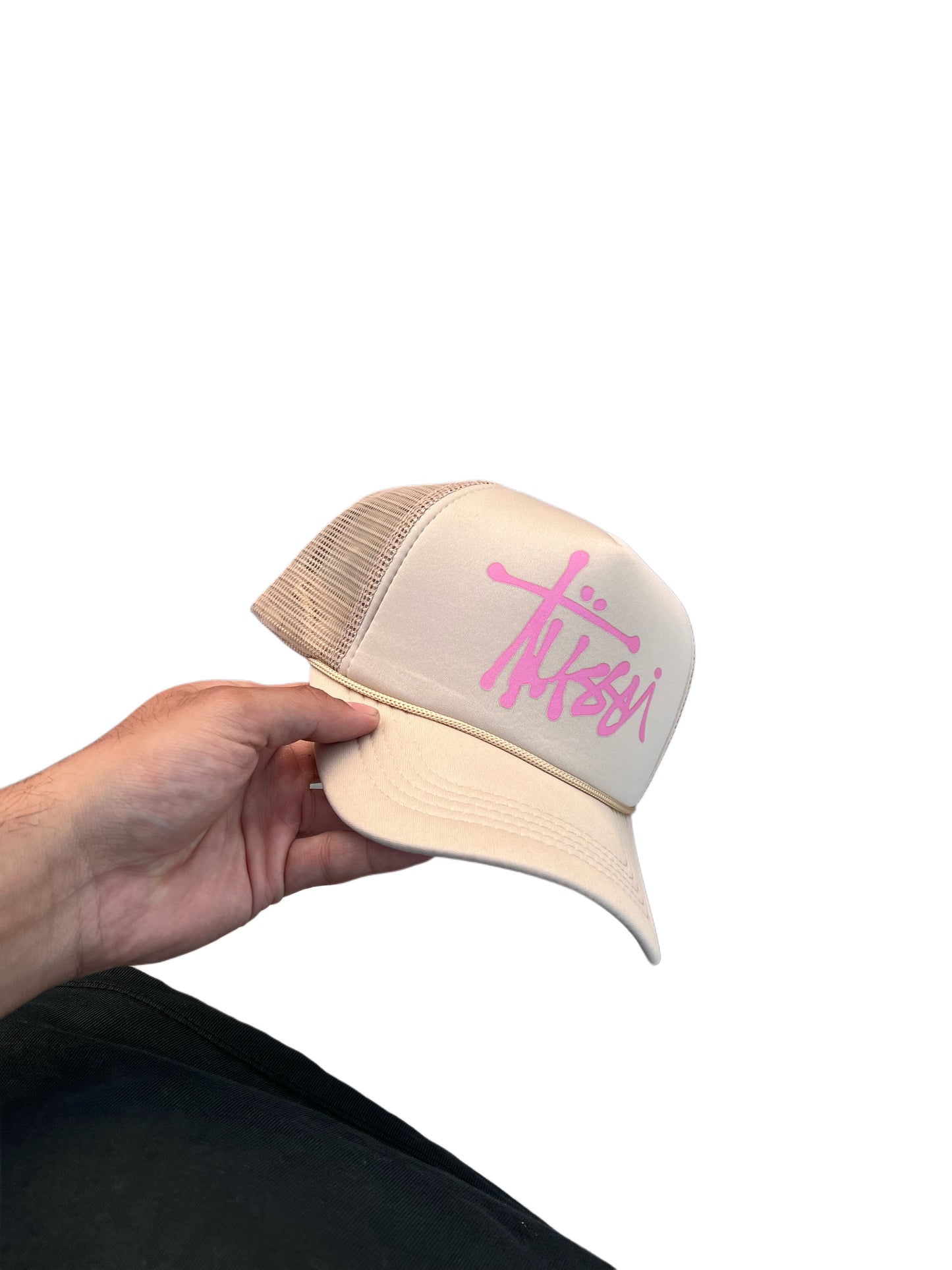 Tus*i trucker hats 👛