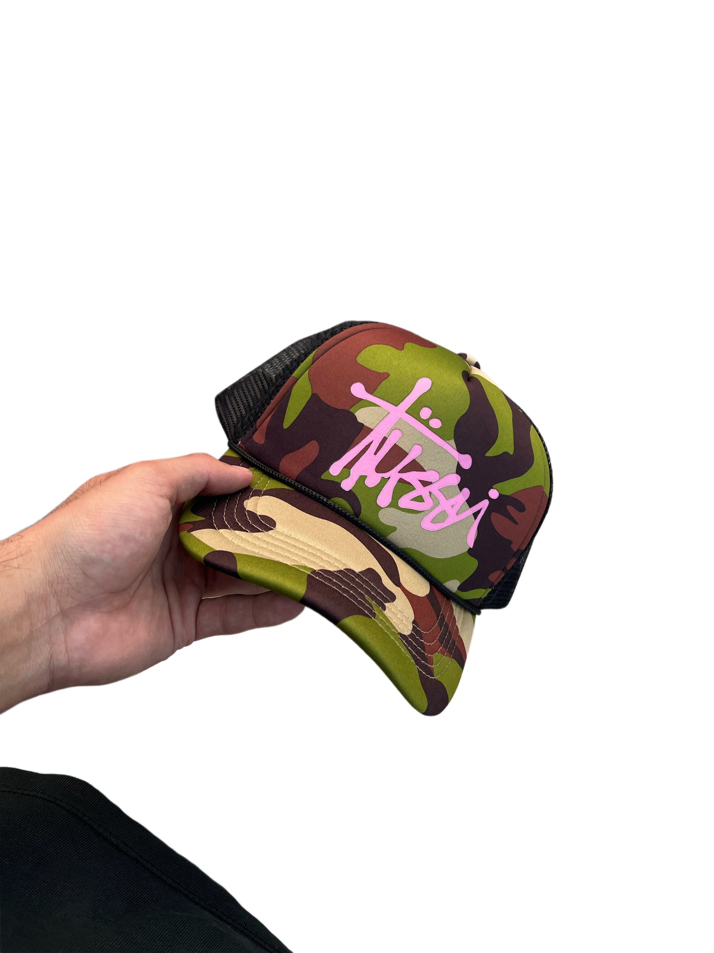 Tus*i trucker hats 👛